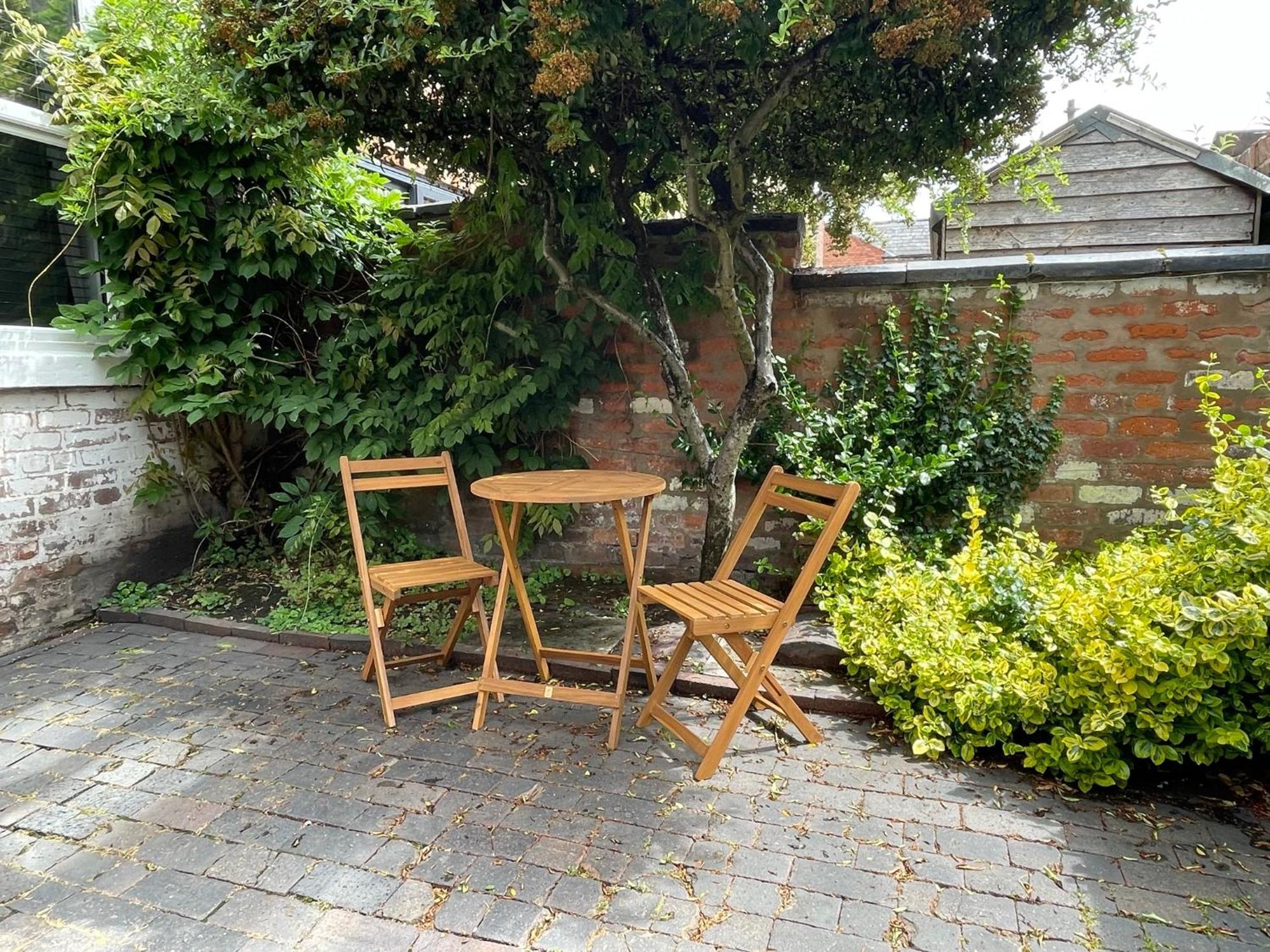Townhouse In Trendy Suburb Of Hoole Leilighet Chester Eksteriør bilde